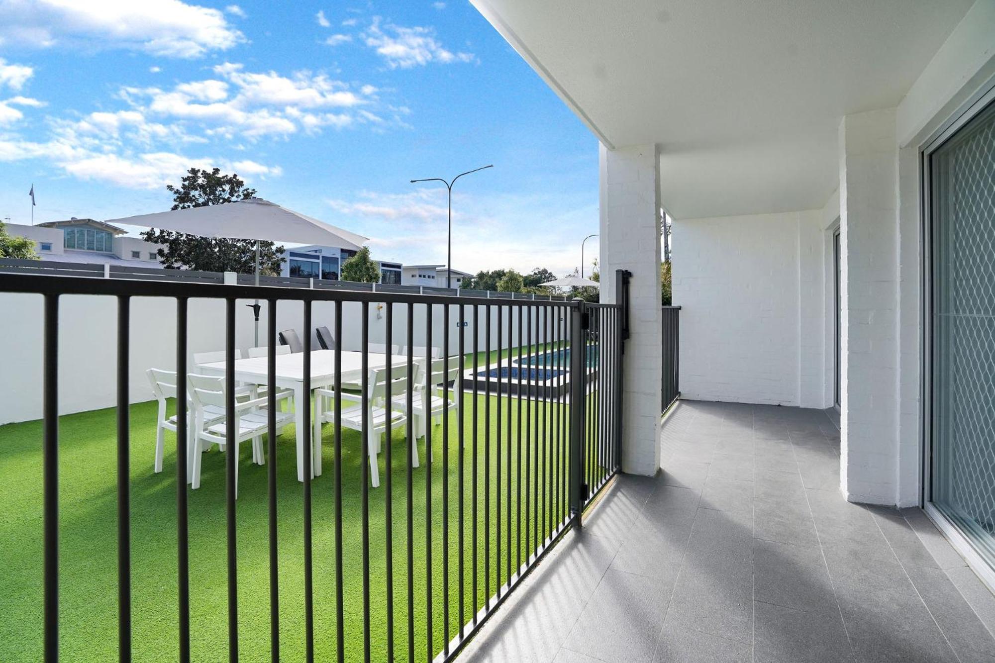 Noosa Parade Holiday Inn Room photo